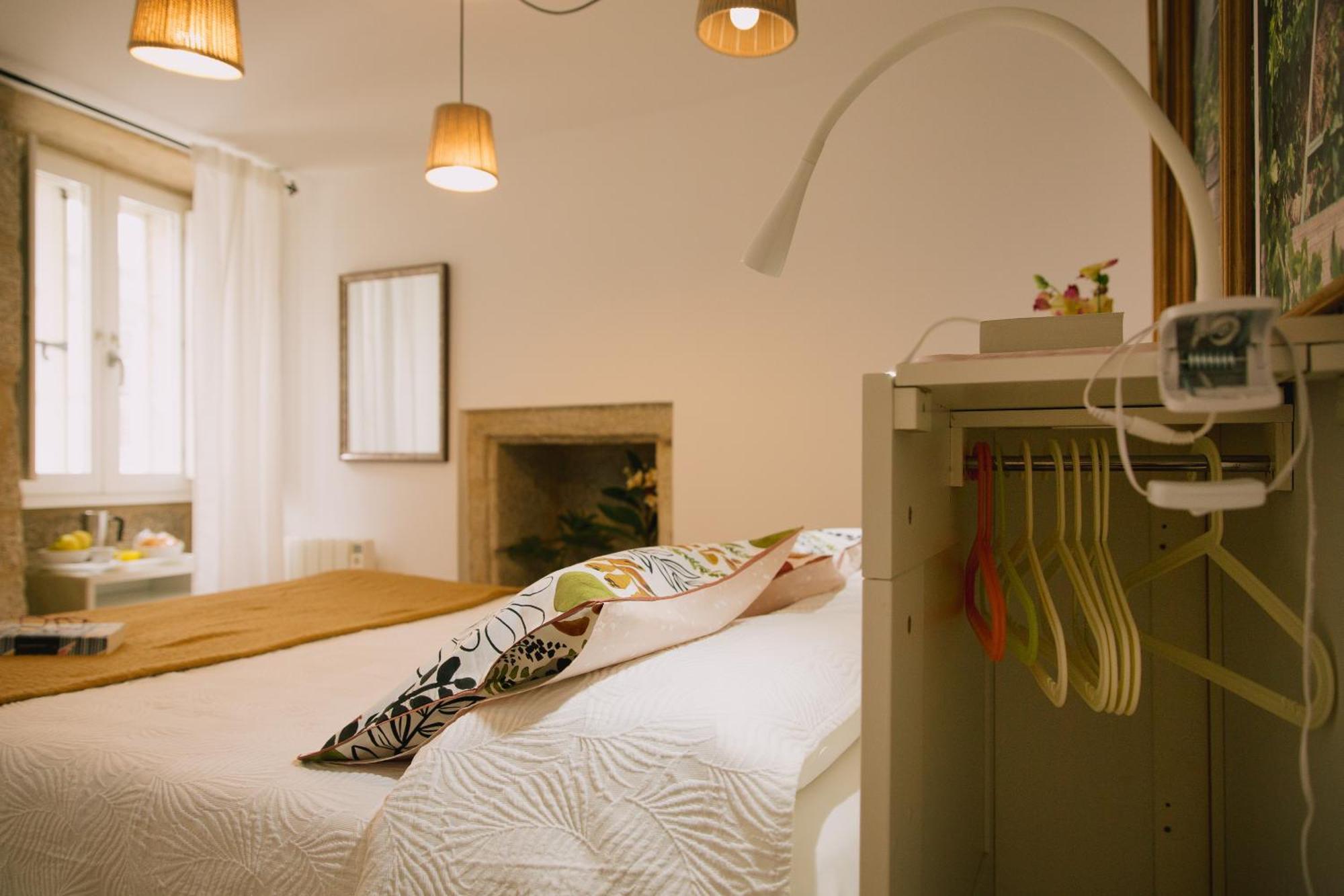 Roompedra Apartamentos Turisticos Santiago de Compostela Bagian luar foto